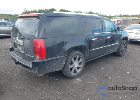 2010 Cadillac Escalade Esv Premium from USA, damaged, VIN 1GYUKJEF7AR214540